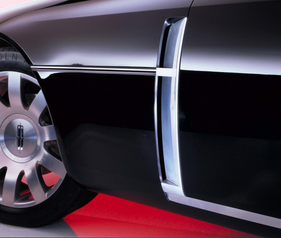  Lincoln MK9 Concept 2001 года  (фото 62 из 82)